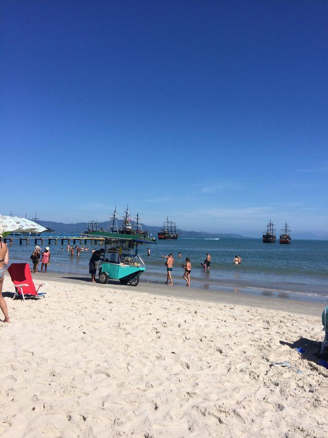 Lindo Apto, 50Metros Do Mar, Ideal Para Familias Florianopolis Bagian luar foto